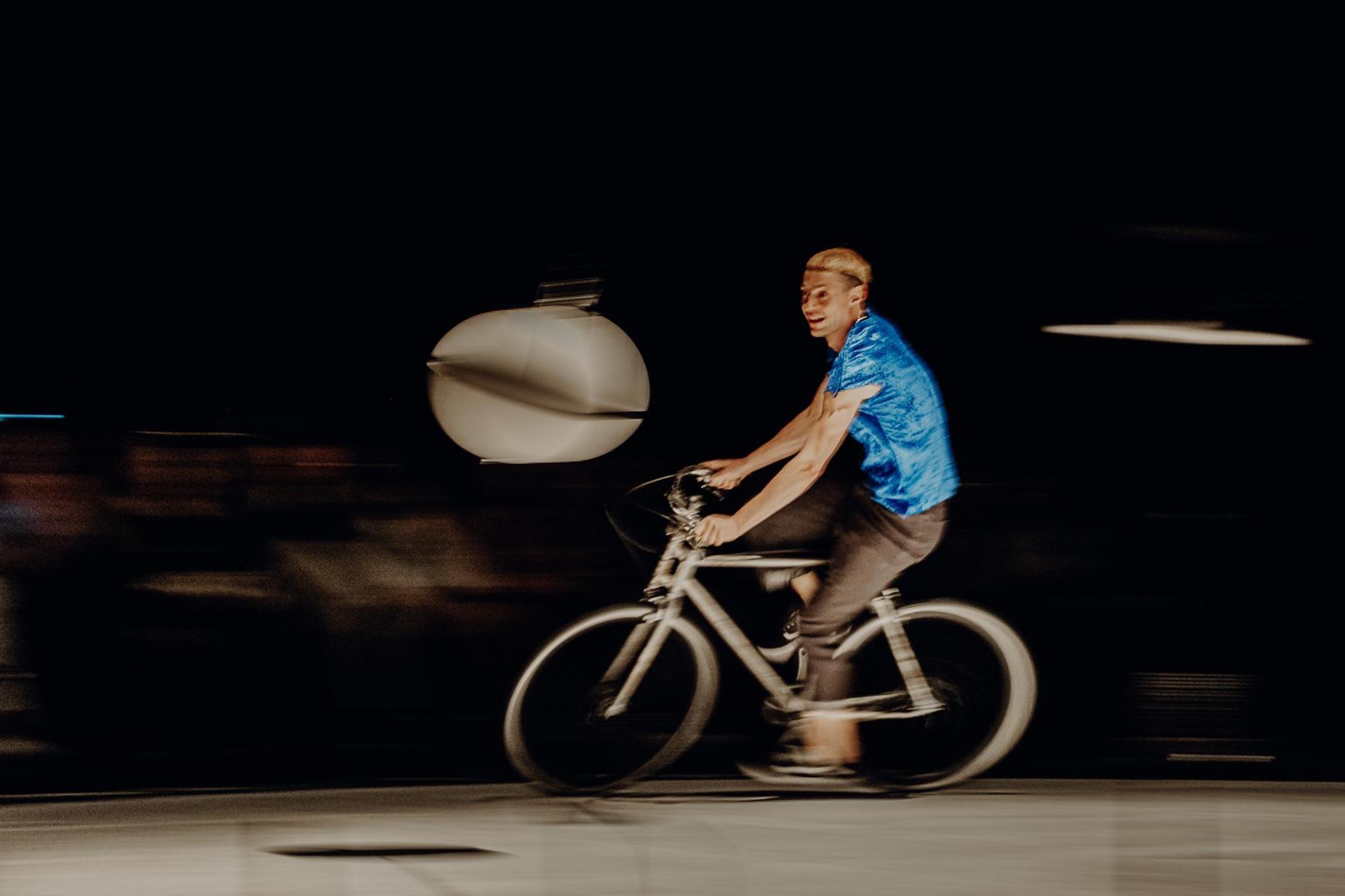 Julian Vogel, Ceramic Circus, foto: Kat Kubiak